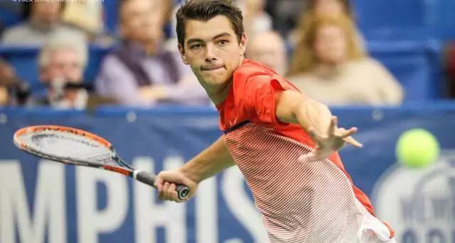 右后卫在现 右后卫在现