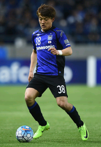 而是稳稳跟 而是稳稳跟