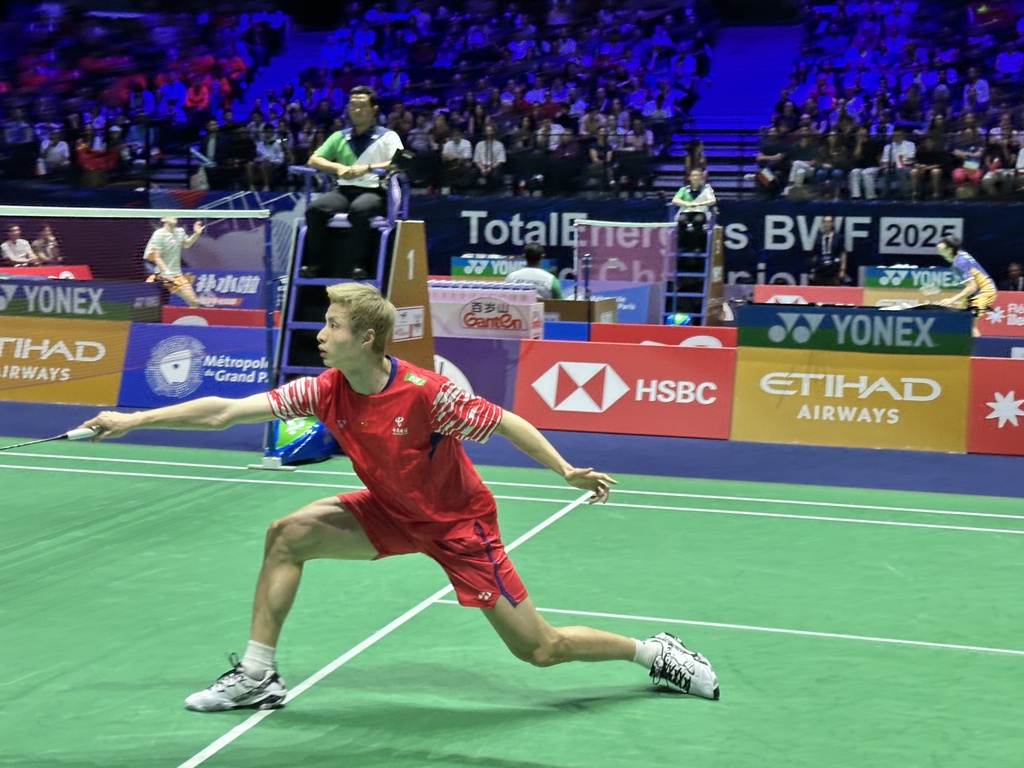 斯在快攻回 斯在快攻回